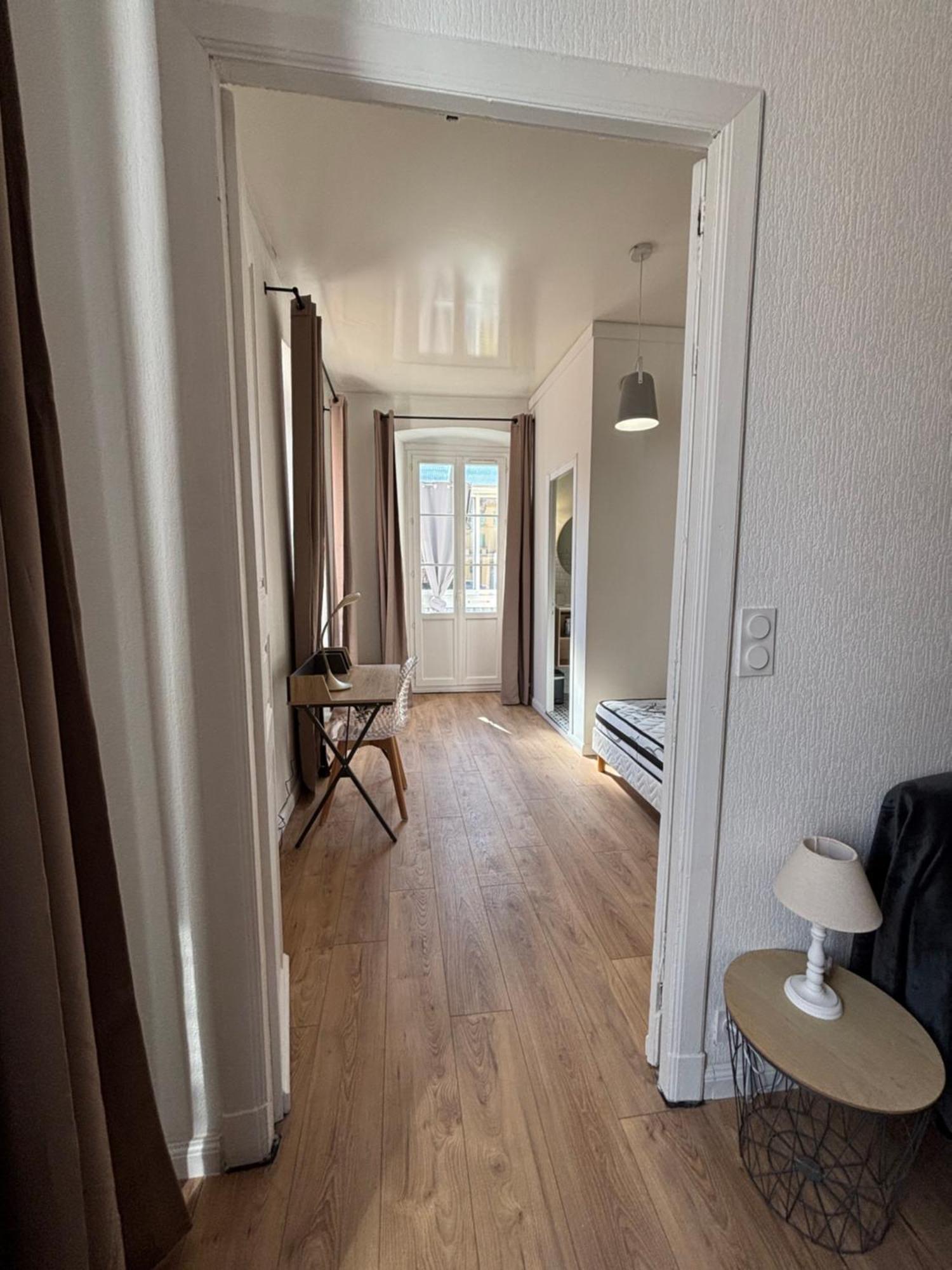 Magnifique Grand T3 Refait A Neuf En 2025 Plein Centre Corte 13 Cours Paoli Wifi Ecran Plat Lave Linge 6 Couchages Apartamento Corte (Corsica)