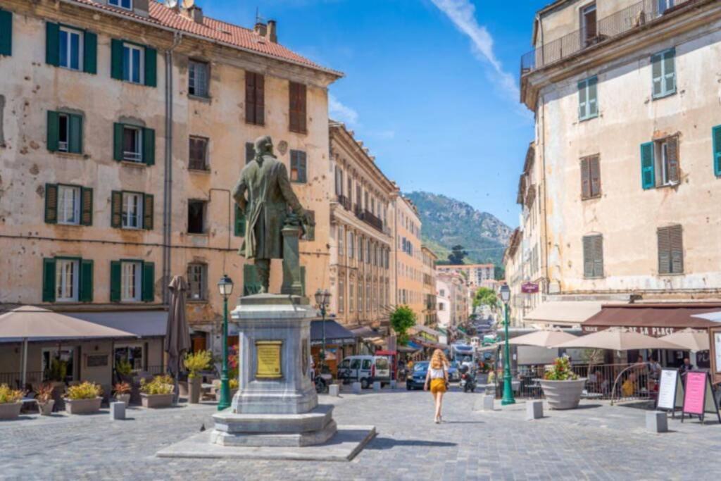 Magnifique Grand T3 Refait A Neuf En 2025 Plein Centre Corte 13 Cours Paoli Wifi Ecran Plat Lave Linge 6 Couchages