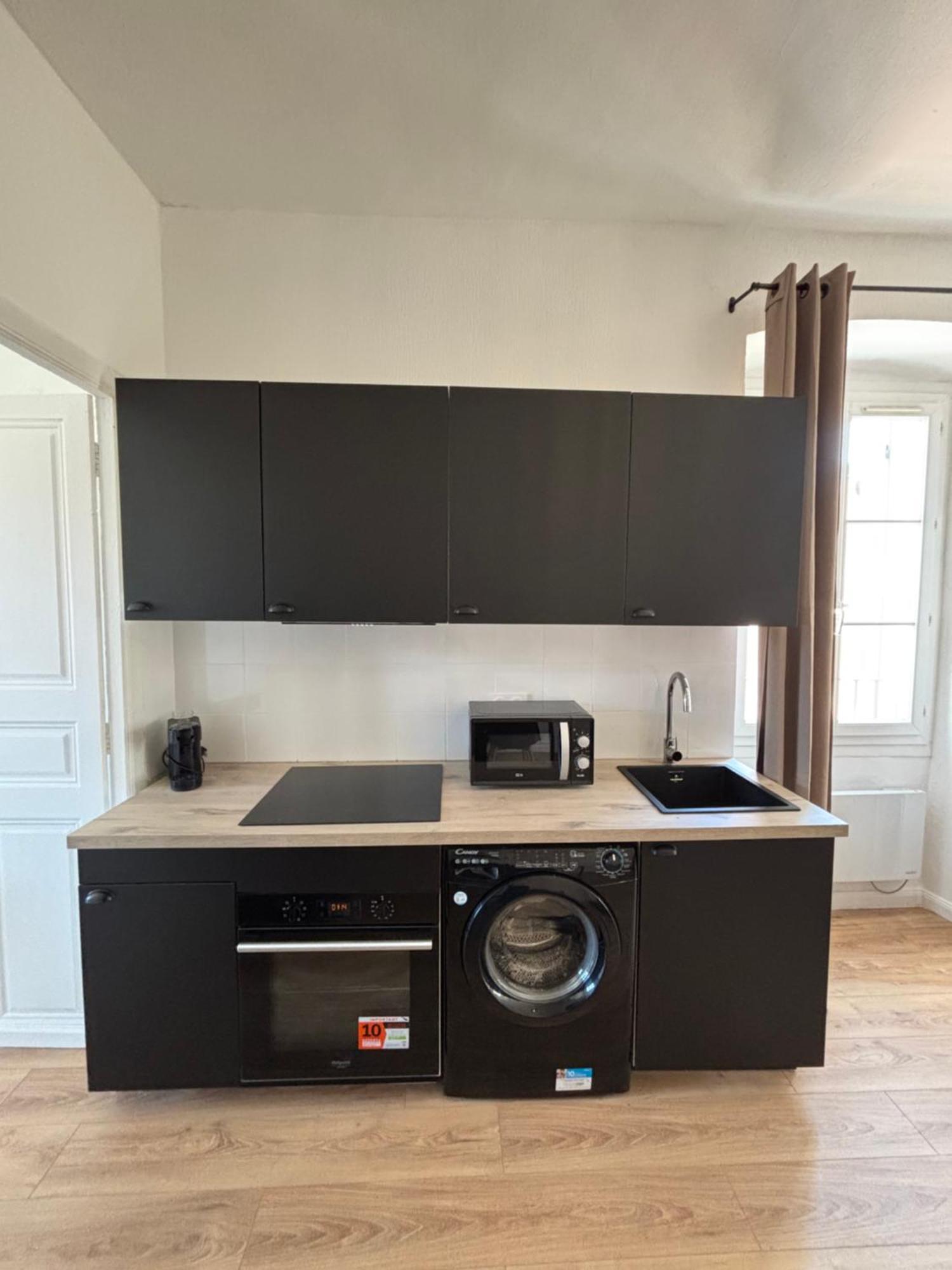 Magnifique Grand T3 Refait A Neuf En 2025 Plein Centre Corte 13 Cours Paoli Wifi Ecran Plat Lave Linge 6 Couchages Corte (Corsica)