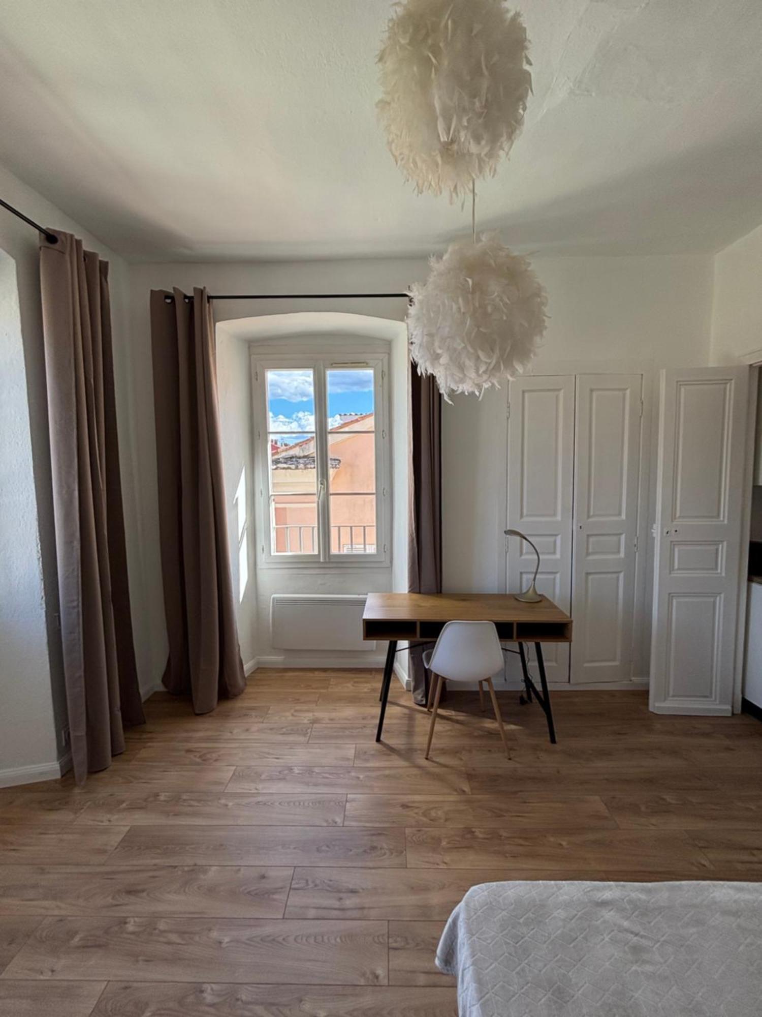 Magnifique Grand T3 Refait A Neuf En 2025 Plein Centre Corte 13 Cours Paoli Wifi Ecran Plat Lave Linge 6 Couchages * Corte (Corsica)